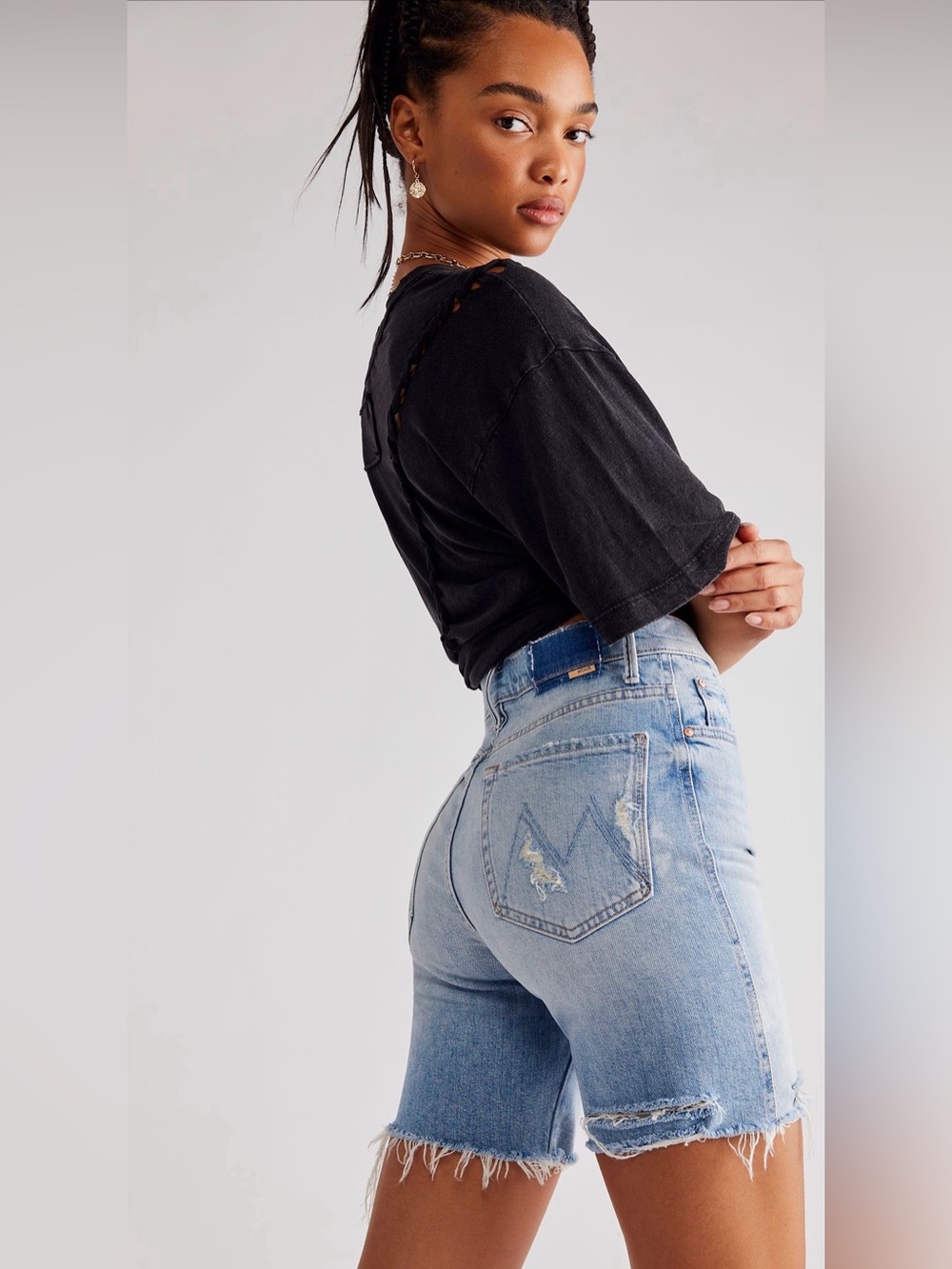 MOTHER • high waisted Smokin’ short fray denim shorts resting beach face size 26 - Picture 1 of 9
